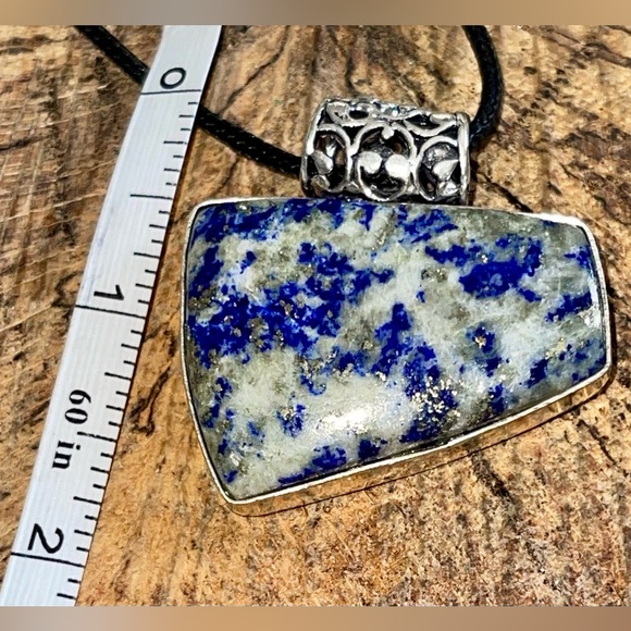 Lapis Lazuli Pendant 1 7/8” - Picture 6 of 9